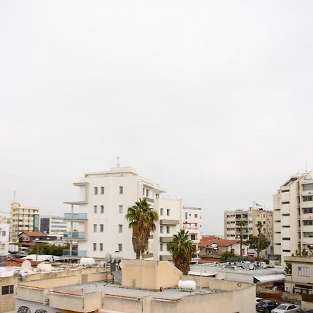 Callisto 3 Bedroom Apartment Larnaca Extérieur photo